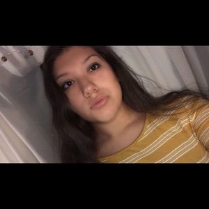 Meet your Posher, Cristina